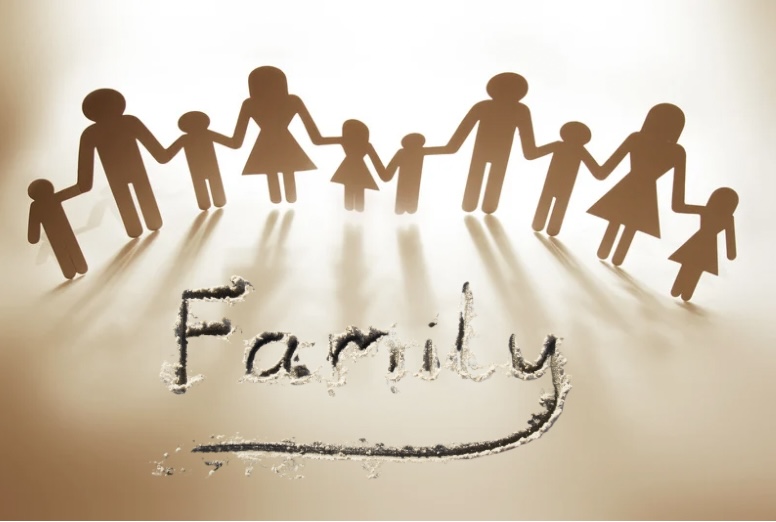 Как разорвать семейные сценарии, которые ломают жизнь: путь от боли к свободе